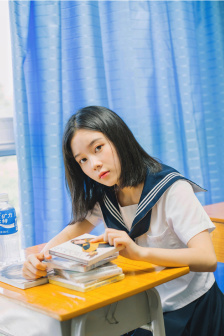 女厕脱裤撒尿大全视频